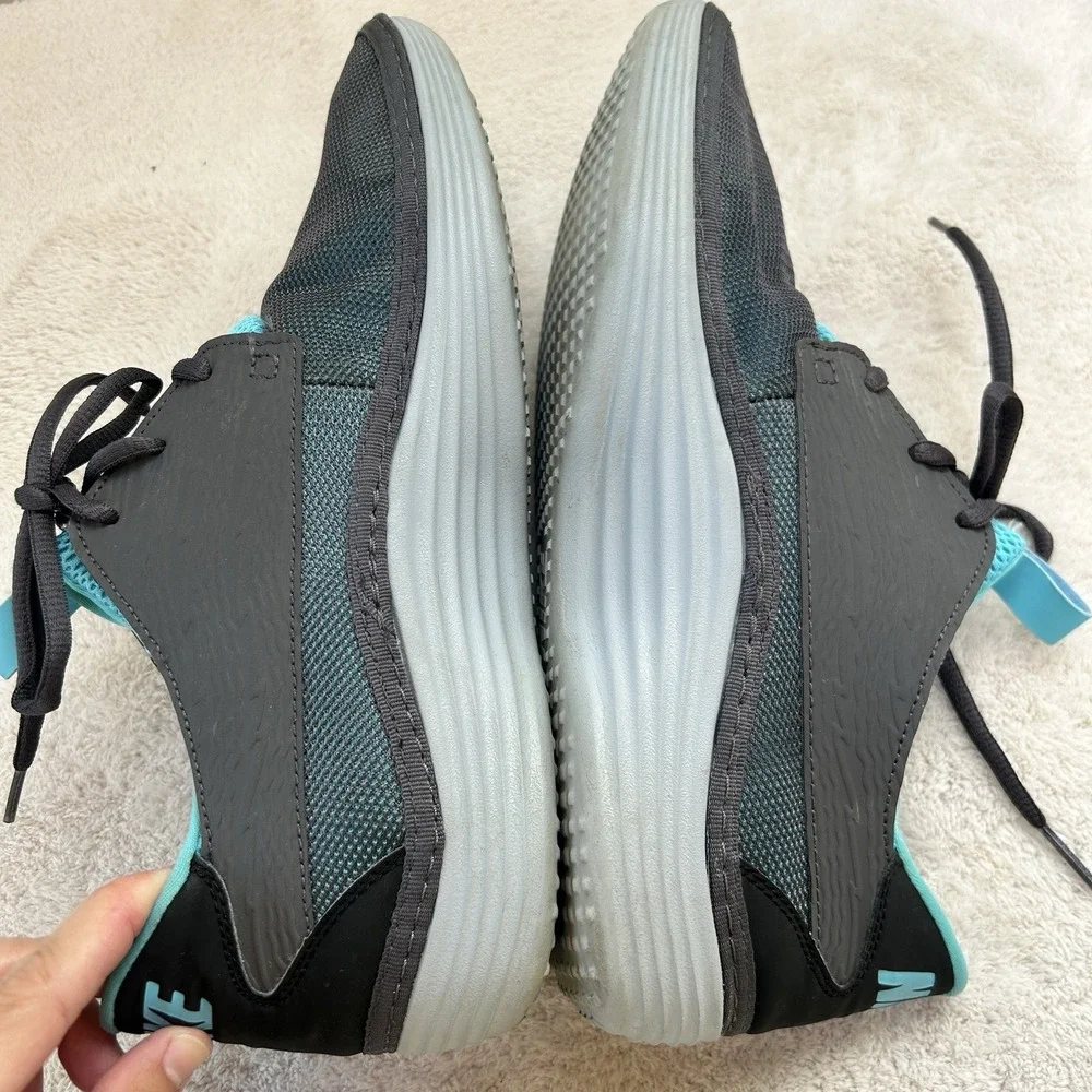 Nike excellent worn